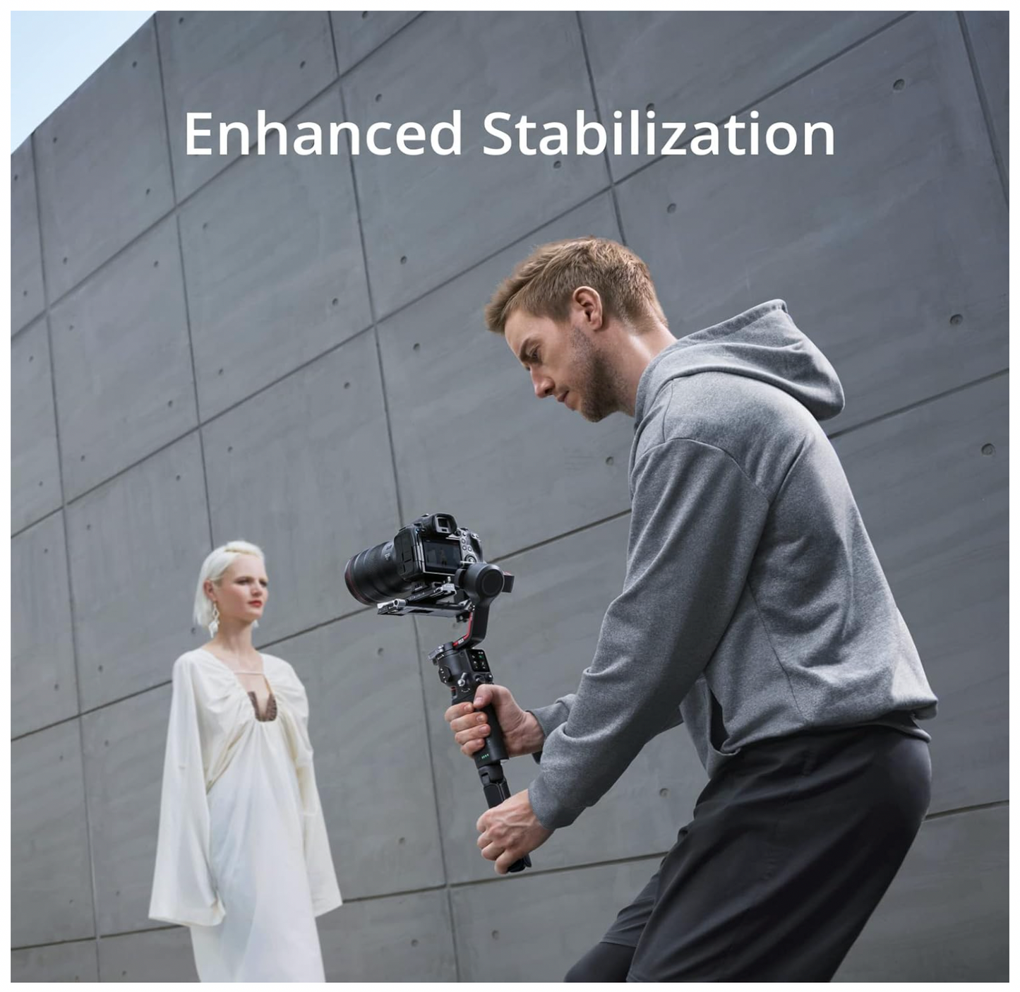 DJI RS 3 Combo, 3-Axis Gimbal Stabilizer for DSLR and Mirrorless Camera for Canon/Sony/Panasonic/Nikon/Fujifilm, 3 kg (6.6 lbs) Payload, Automated Axis Locks